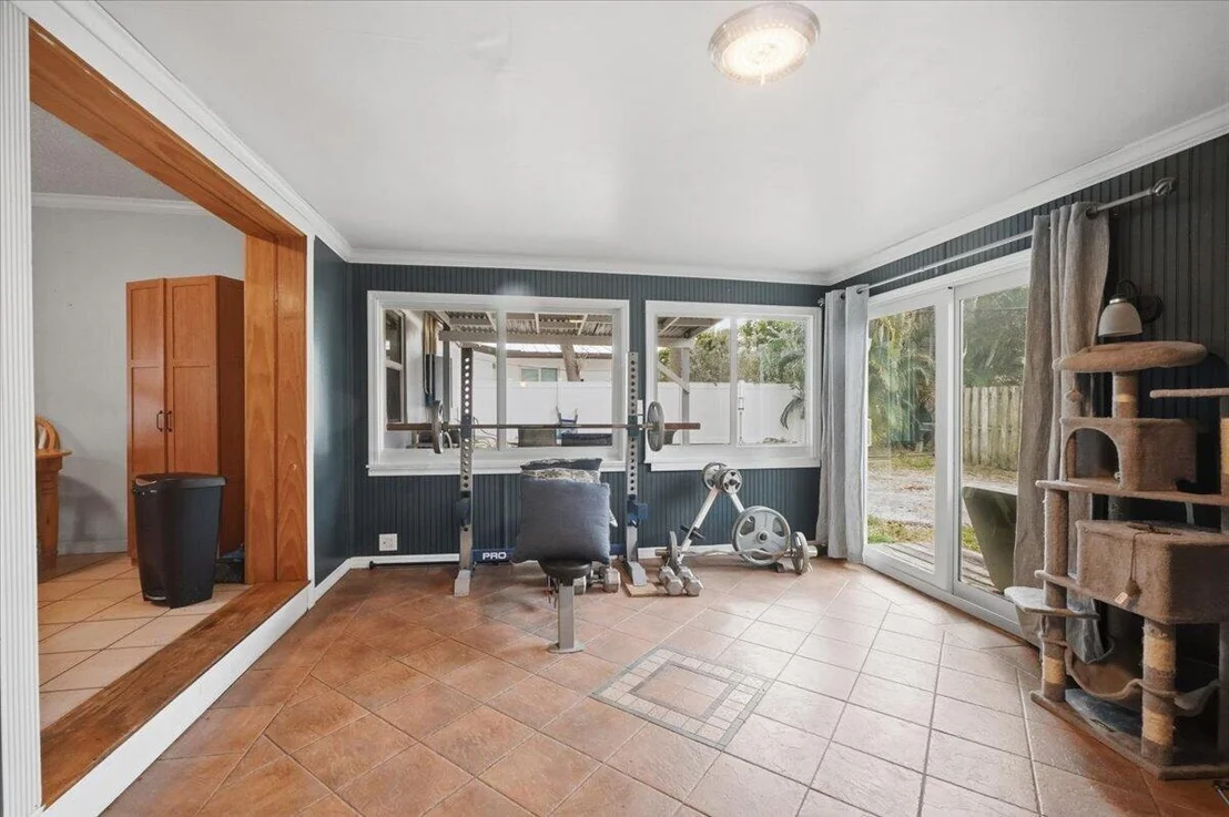 Photo of 330 SE 6th Street