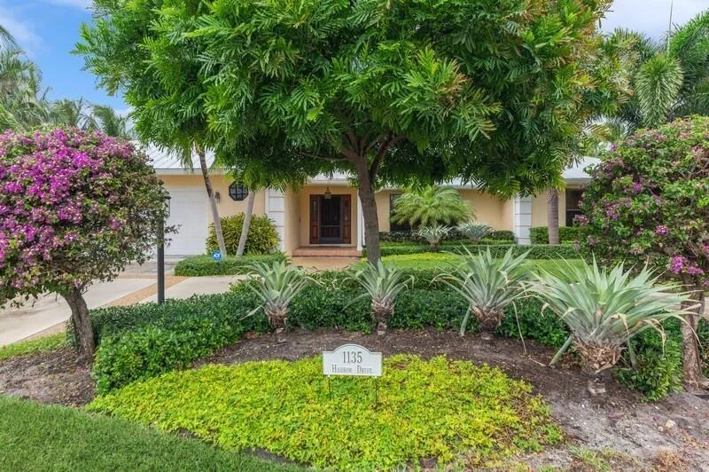Photo of 1135 Harbor Drive