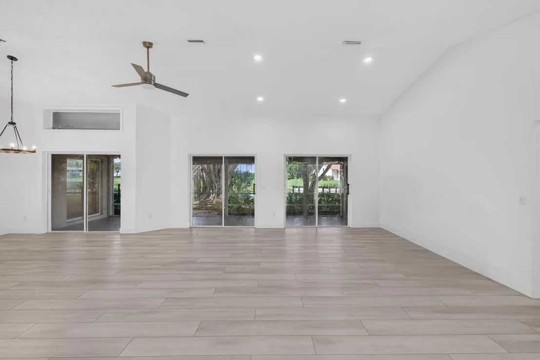 Photo of 5642 Forest Oaks Terrace