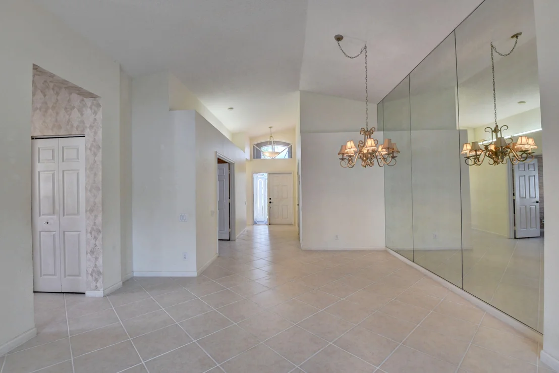 Photo of 7225 Haviland Circle