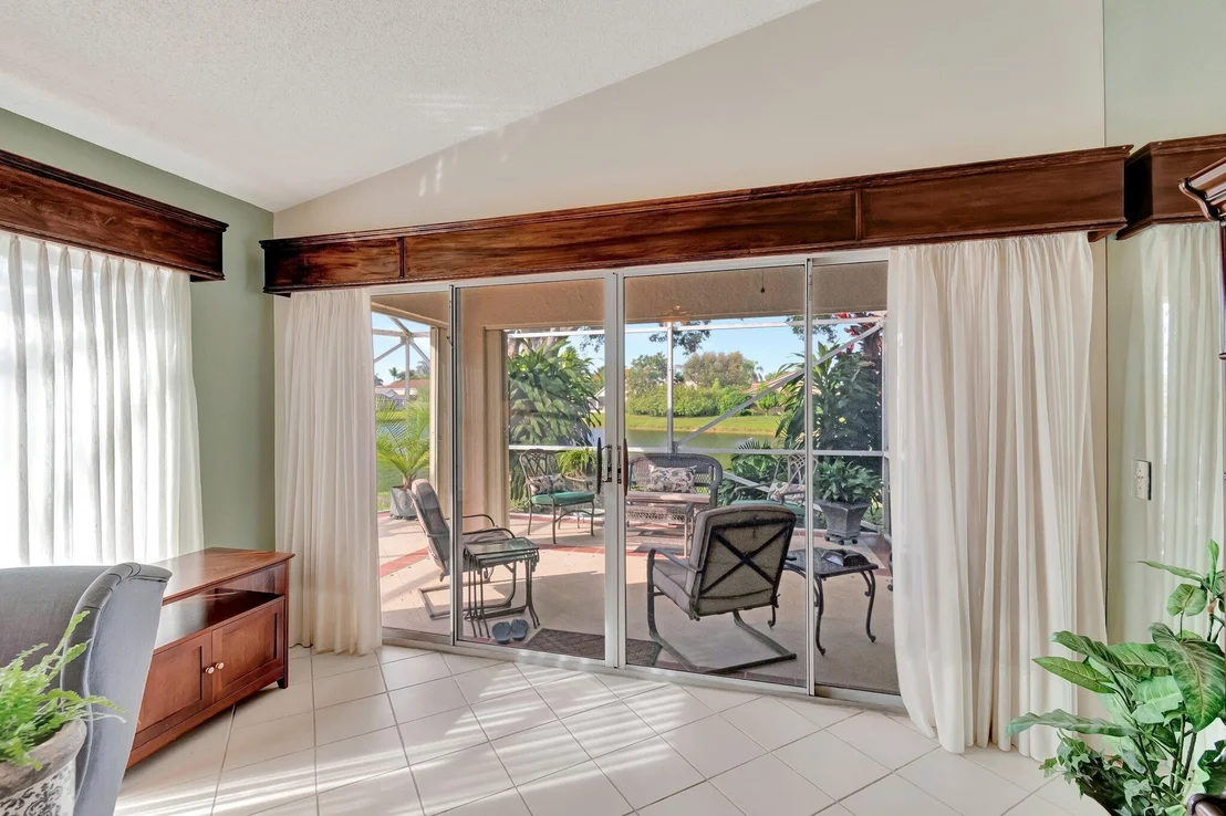 Photo of 6393 Lansdowne Circle