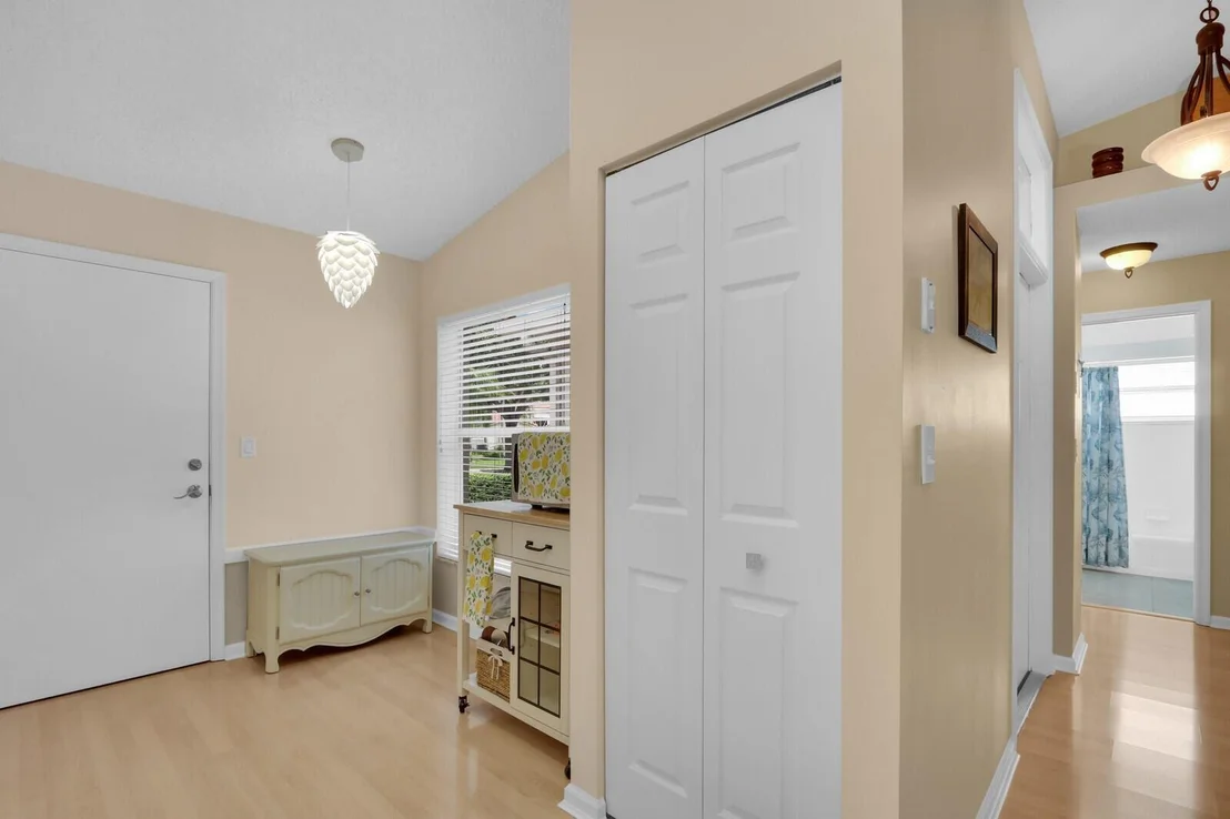 Photo of 135 Sausalito Drive