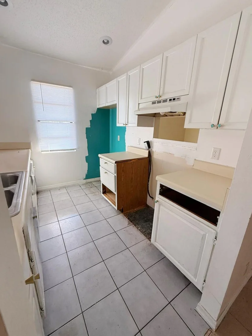 Photo of 2361 SE 27th Street