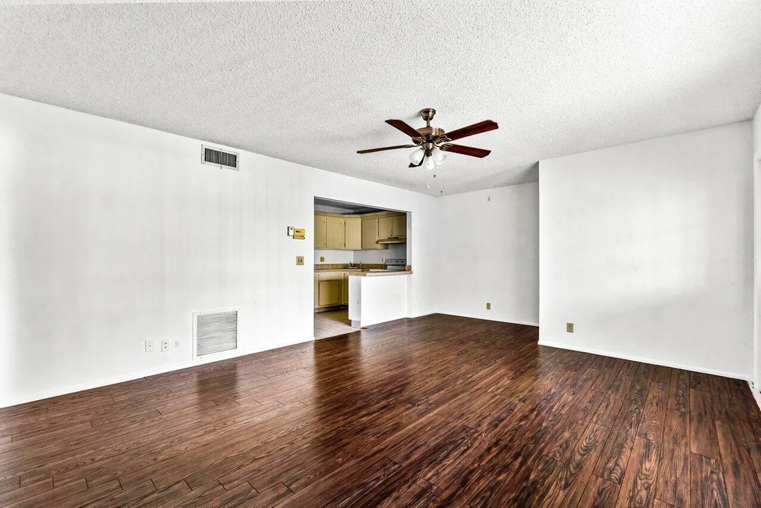 Photo of Unit A2 at 337 Knotty Pine Circle