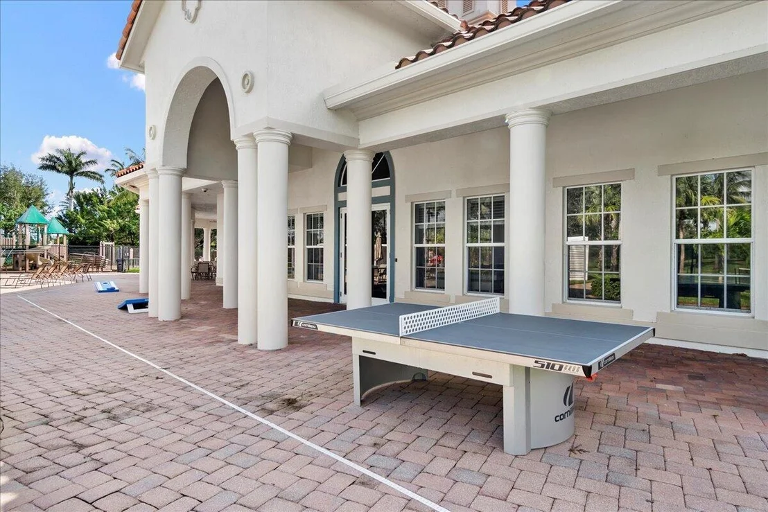 Photo of 3386 Vanderbilt Drive
