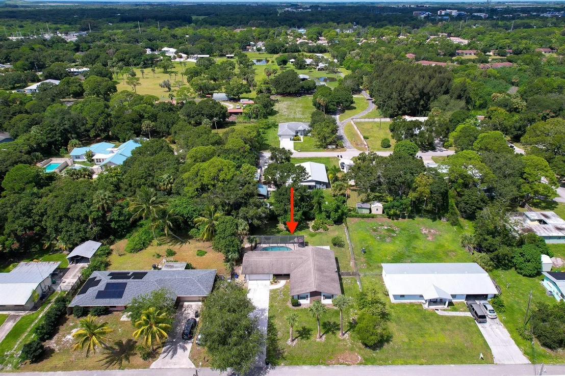 Photo of 3007 Summit Street