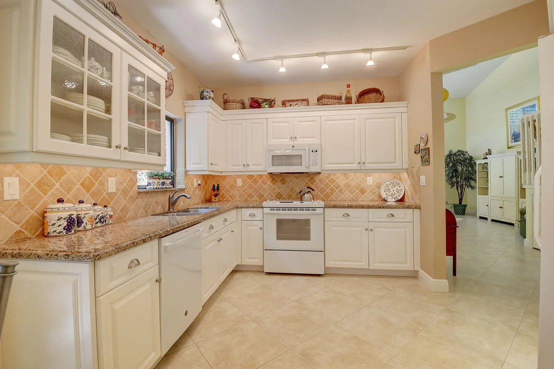 Photo of 5512 Fox Hollow Drive