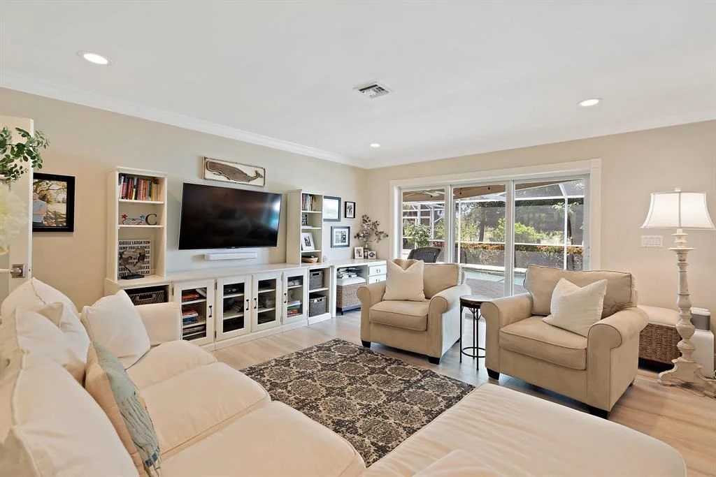 Photo of 116 Golfview Drive