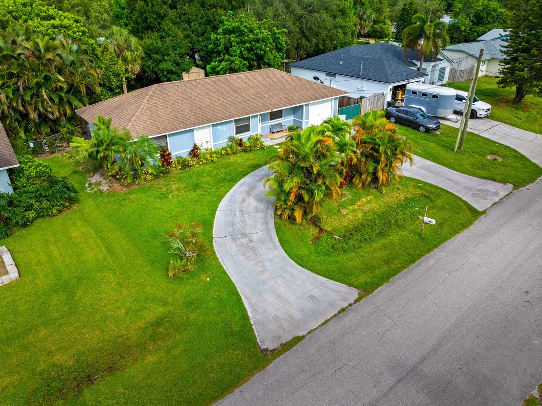 Photo of 5502 Hickory Drive
