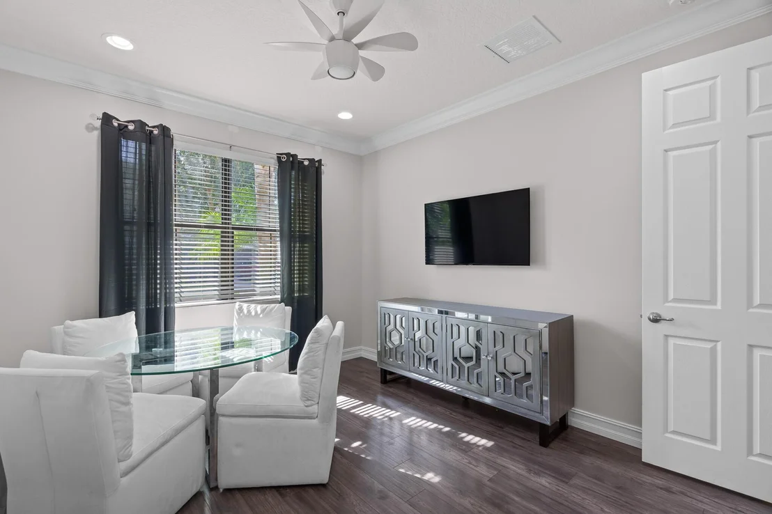 Photo of 8095 Baltic Amber Road