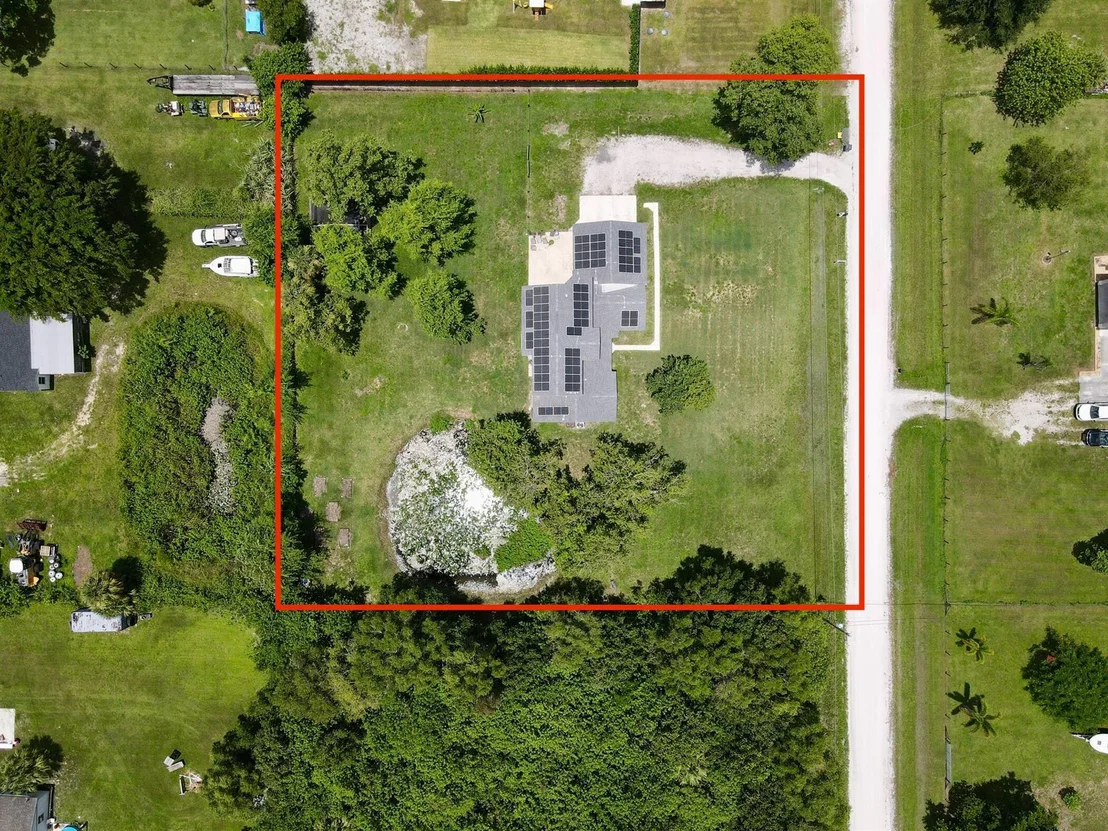 Photo of 17674 33rd Road N
