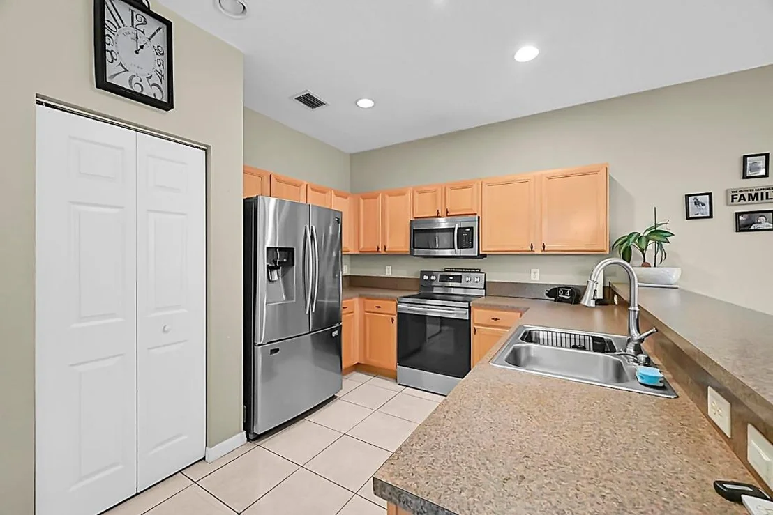 Photo of 5209 Seagrape Drive