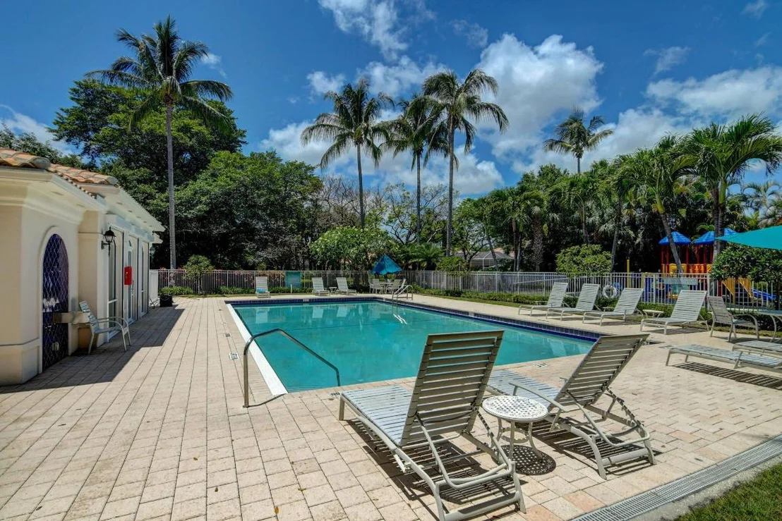 Photo of 4979 Garden Drive