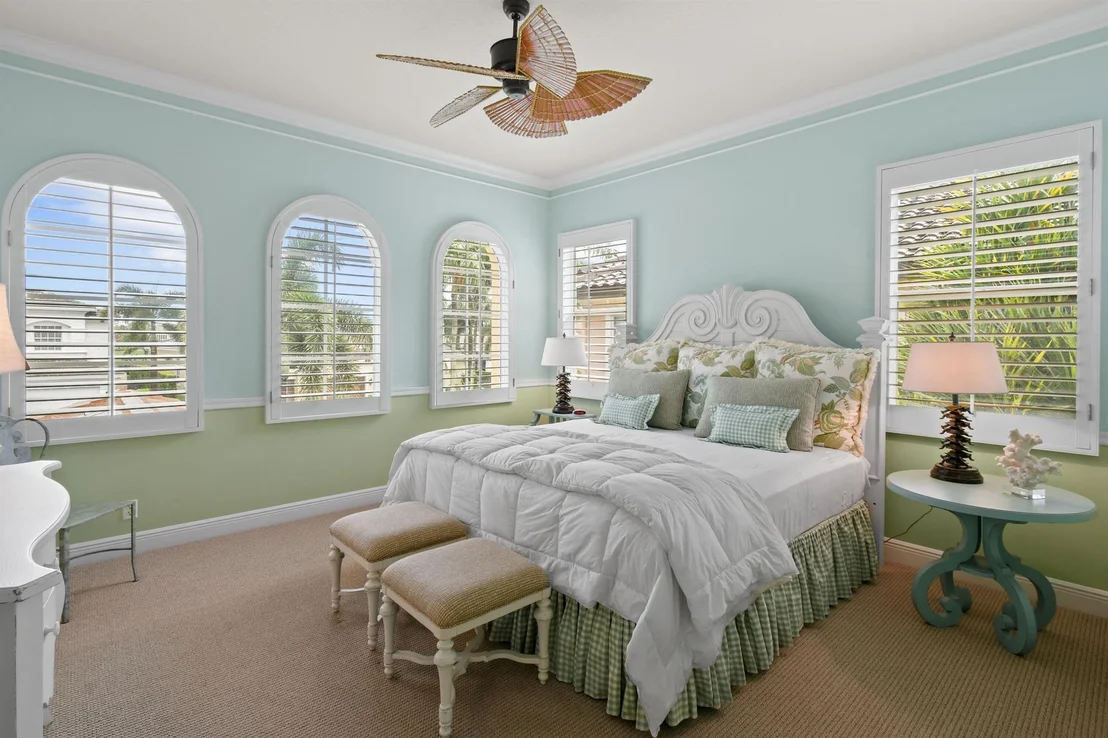 Photo of 615 Hermitage Circle