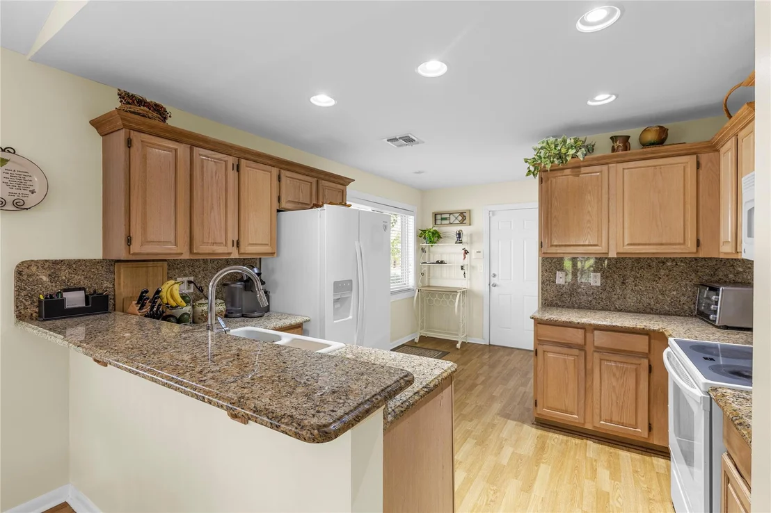 Photo of 2933 Myrtle Oak Circle