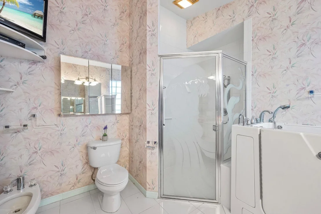 Photo of 10303 Utopia Circle N