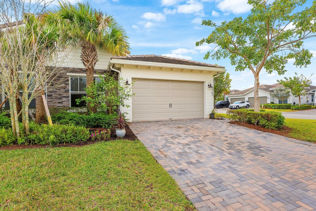 Photo of 19762 Weathervane Way