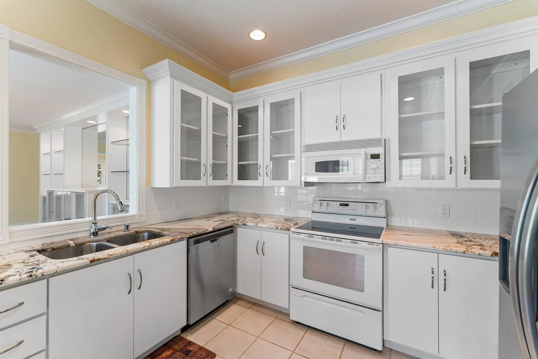 Photo of 215 New Haven Boulevard