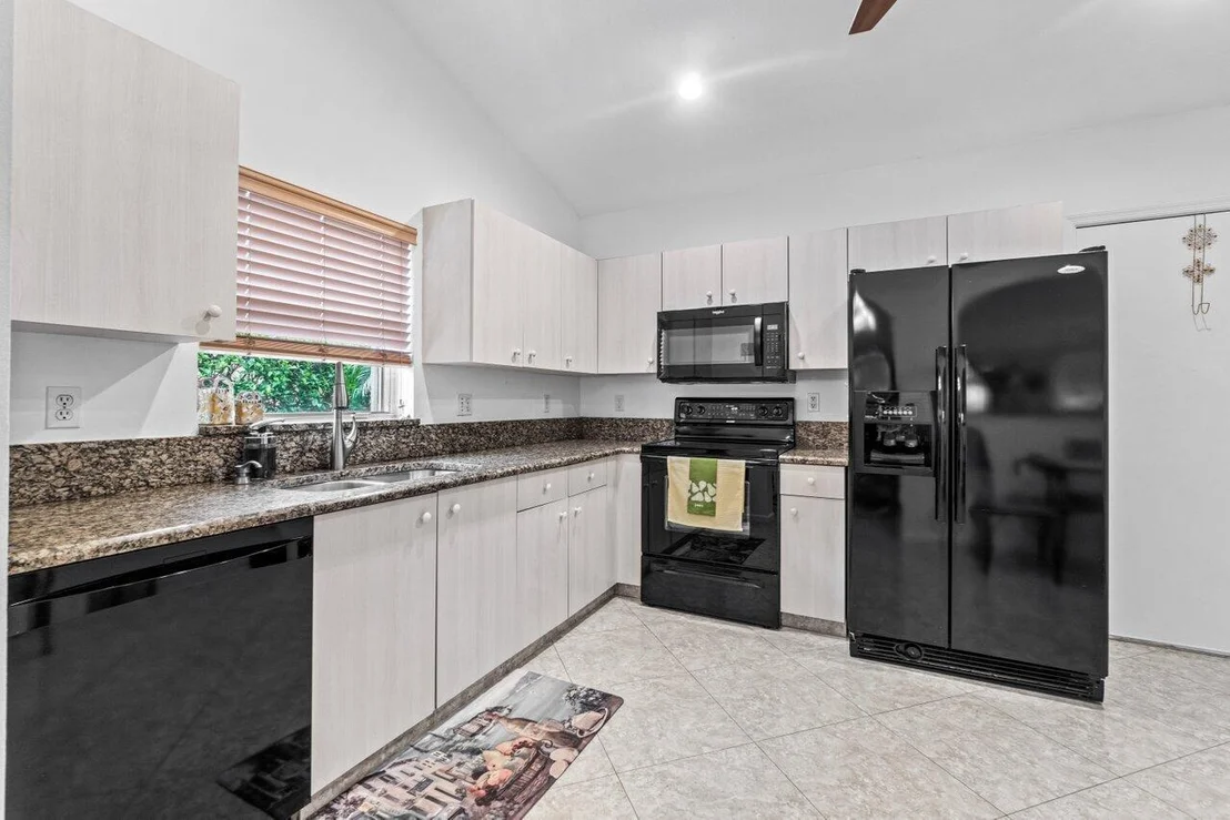 Photo of 13003 Hampton Lakes Circle