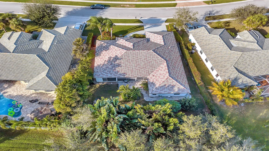 Photo of 11272 Edgewater Circle
