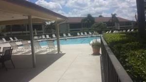 Photo of Unit D at 1402 Pinecrest Circle