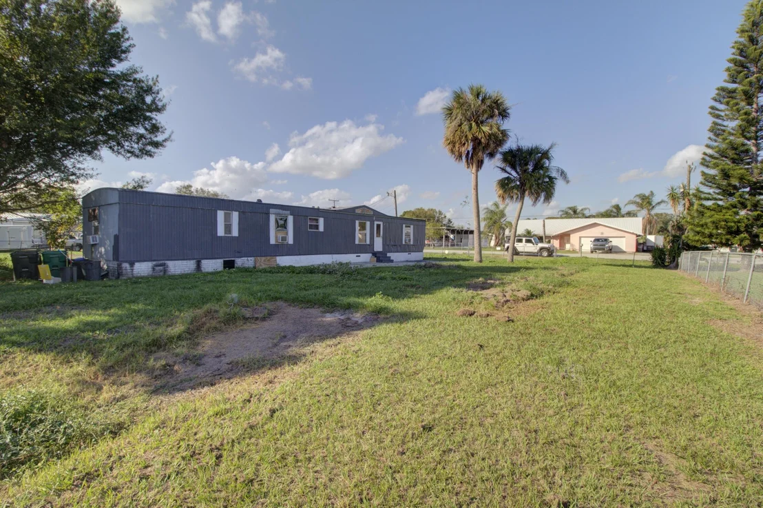Photo of 4032 SE 28th Street
