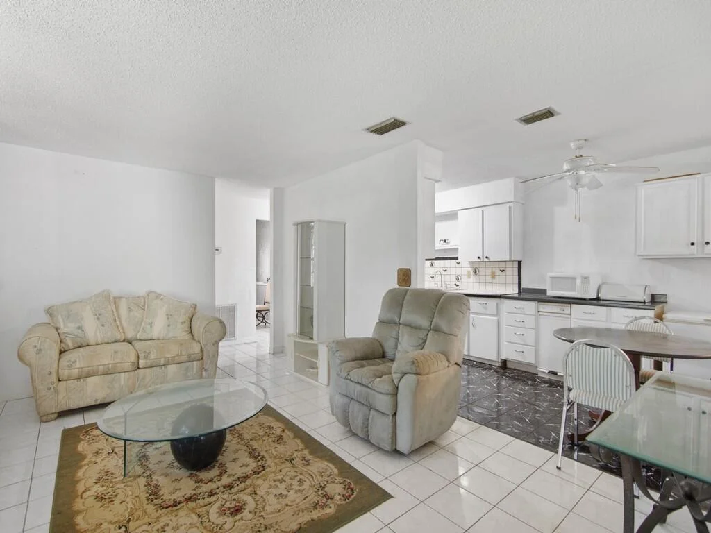 Photo of 415 25th Avenue
