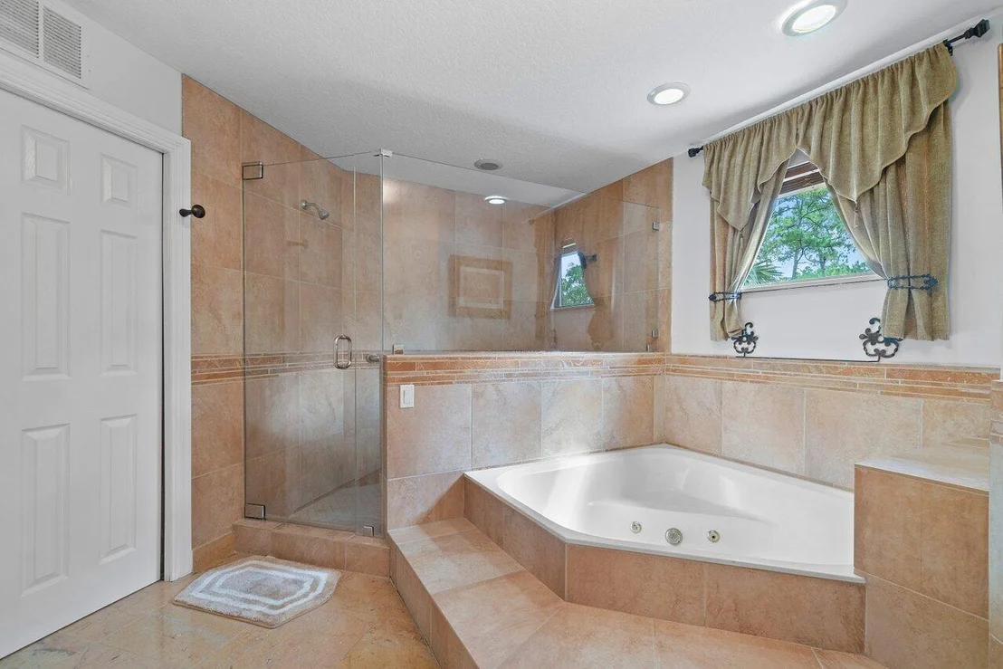 Photo of 2315 Deer Run Boulevard