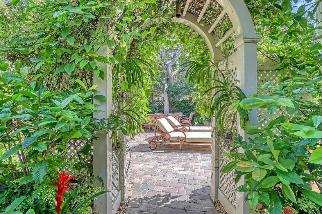 Photo of 3594 Ensign Circle