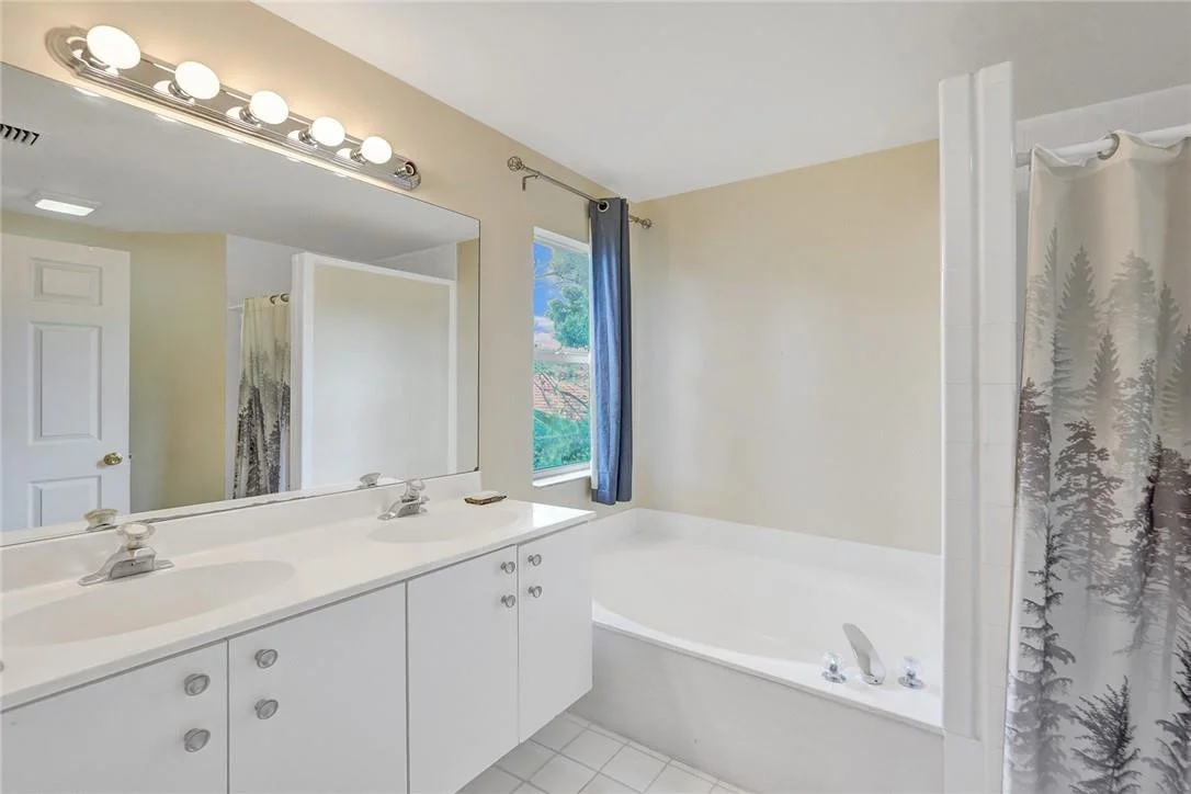 Photo of 10222 Breezeway Place