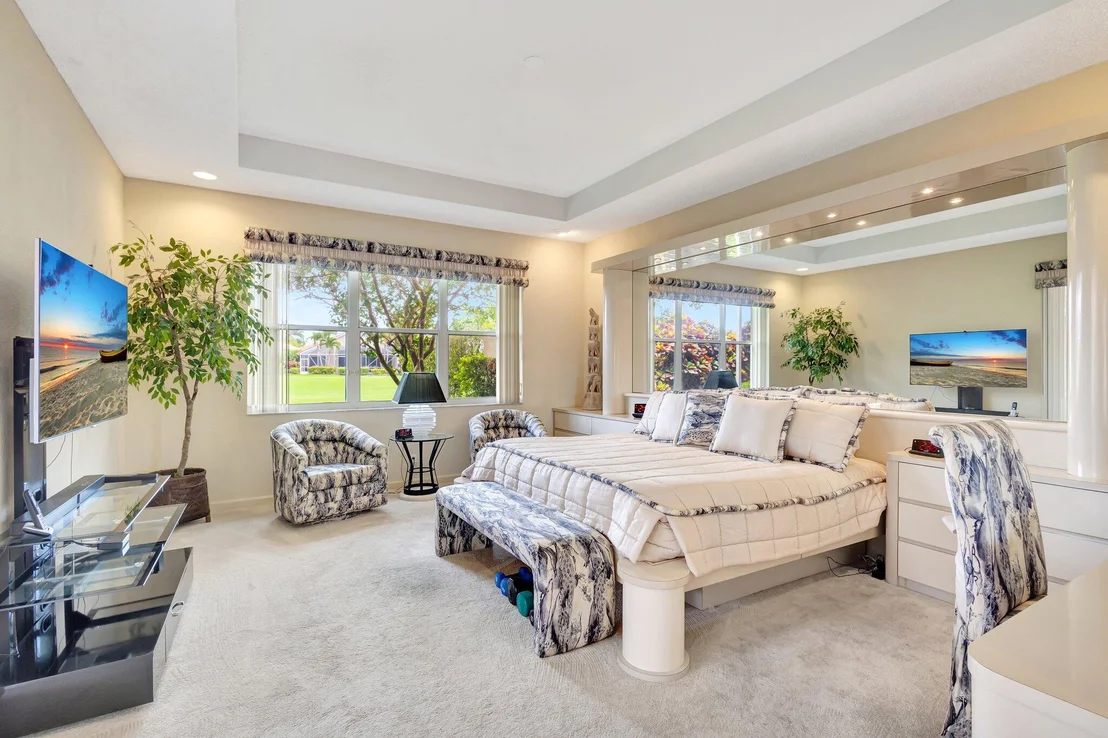 Photo of 4498 Hazleton Lane