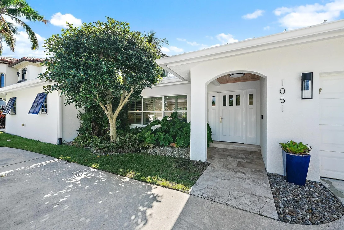 Photo of 1051 Gulfstream Way