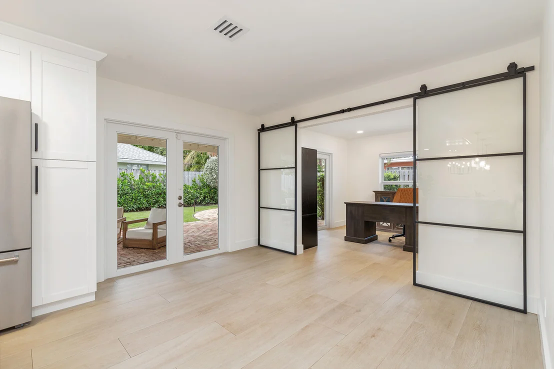 Photo of 7521 Edgewater Circle