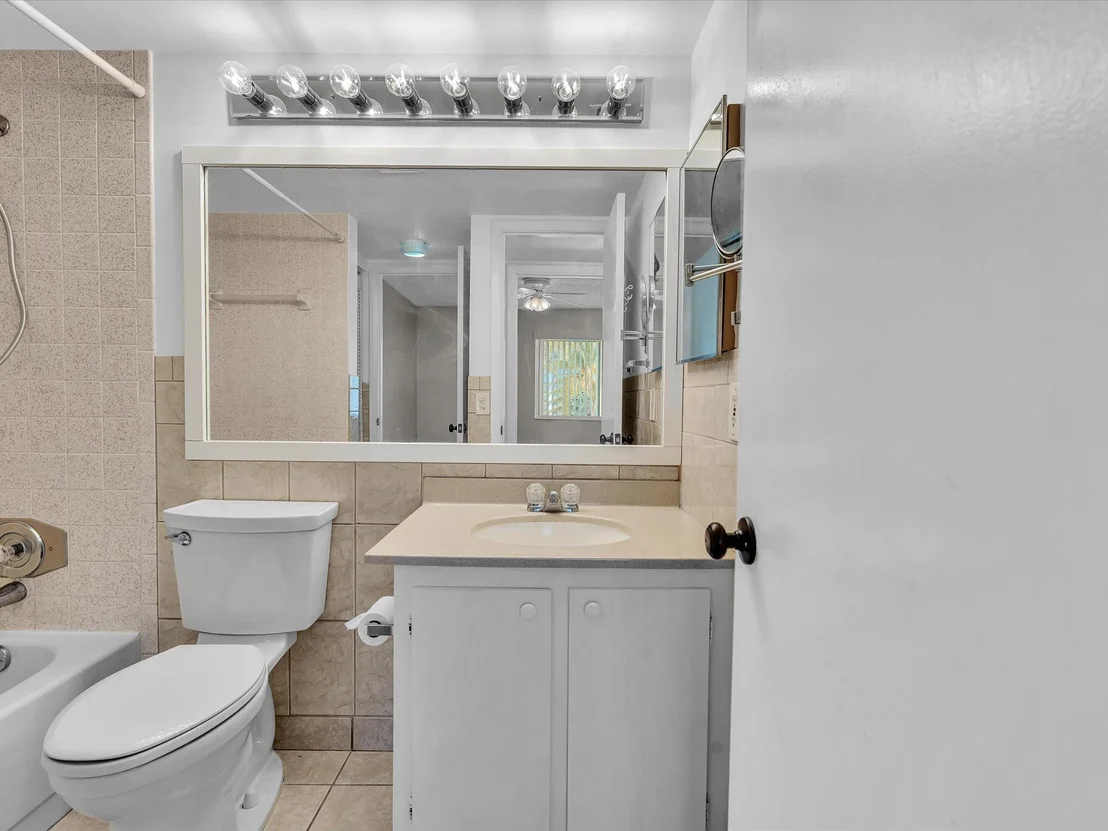 Photo of Unit A2 at 305 Knotty Pine Circle