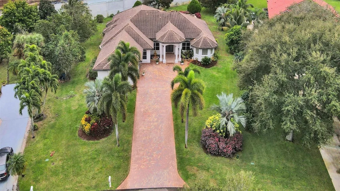 Photo of 8426 Sawpine Road