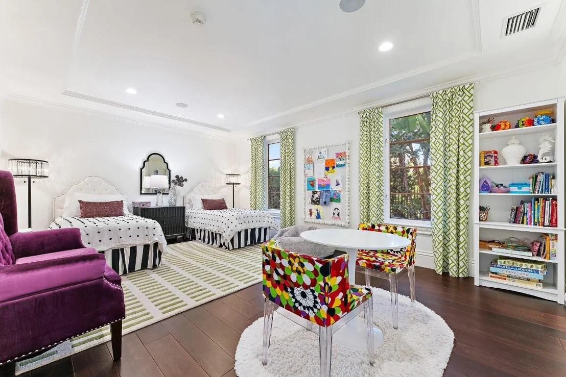 Photo of 372 Regatta Drive