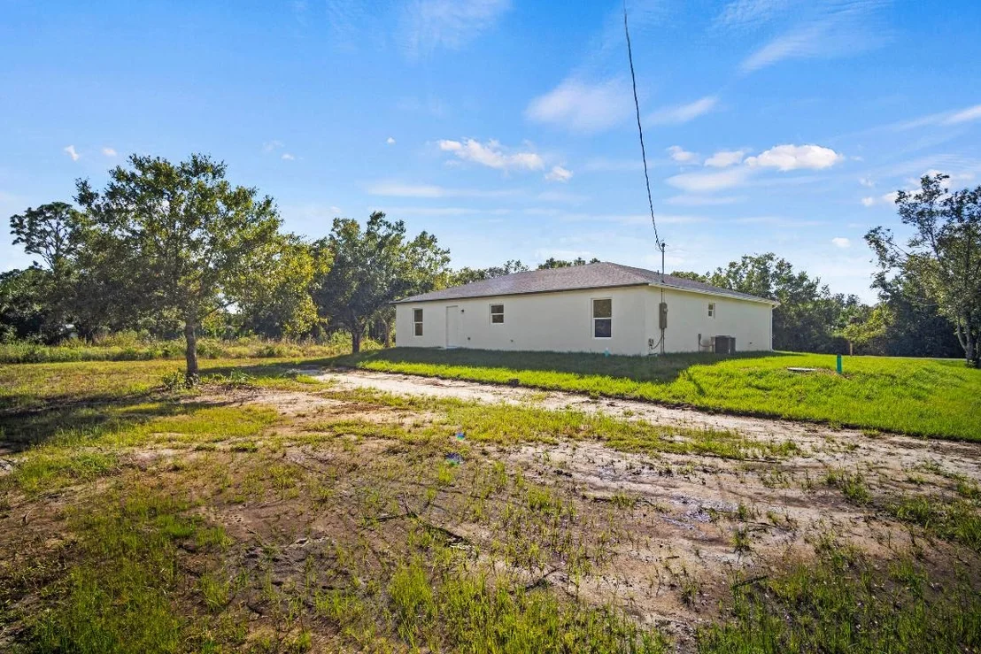 Photo of 3848 NW 19th Avenue
