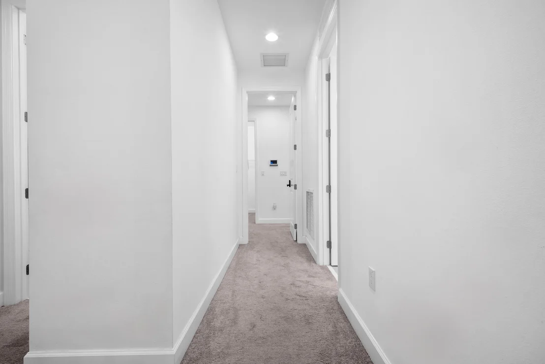 Photo of 1403 Thistle Place