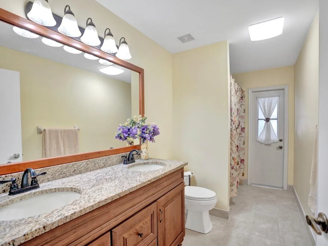 Photo of 6716 Brookhurst Circle