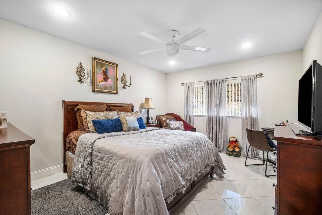 Photo of 5814 Doris Court
