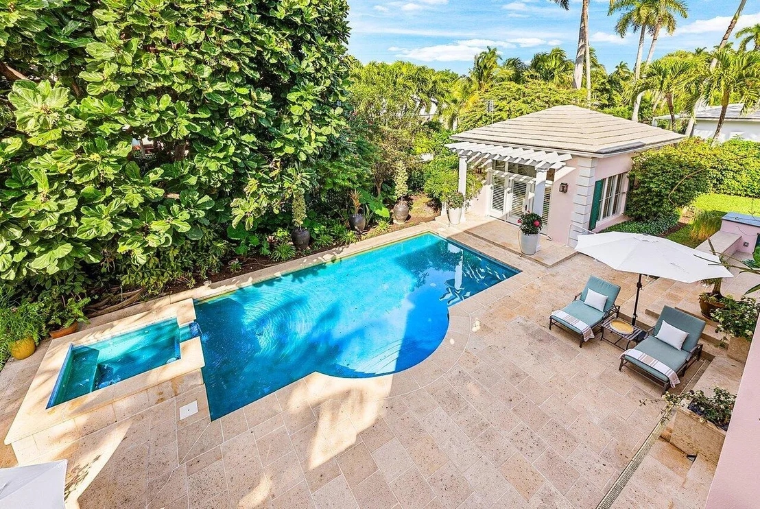 Photo of 3138 Gulfstream Road