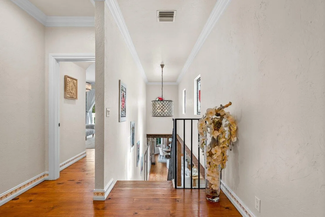 Photo of 855 Azalea Street