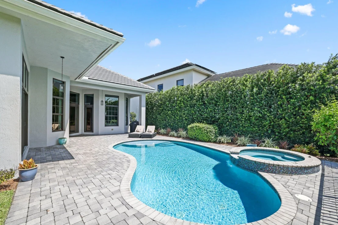 Photo of 8977 Stone Pier Drive