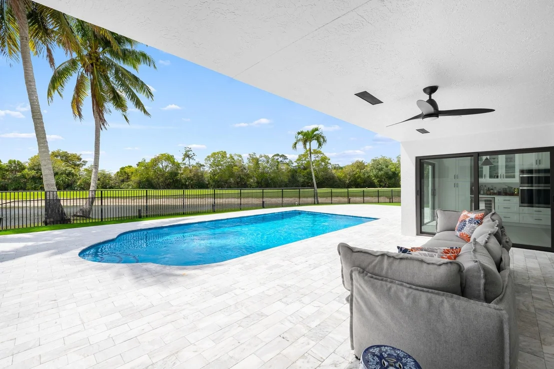 Photo of 21470 Bridge View Drive