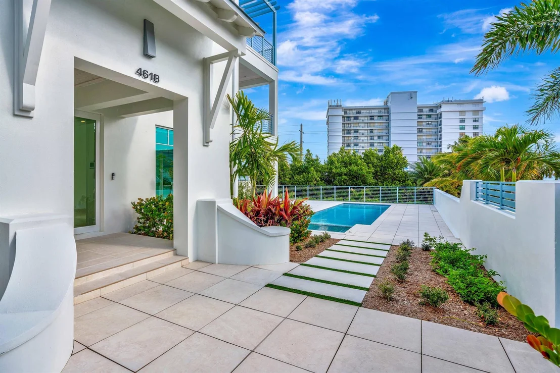 Photo of Unit UNITB at 461 Venus Drive