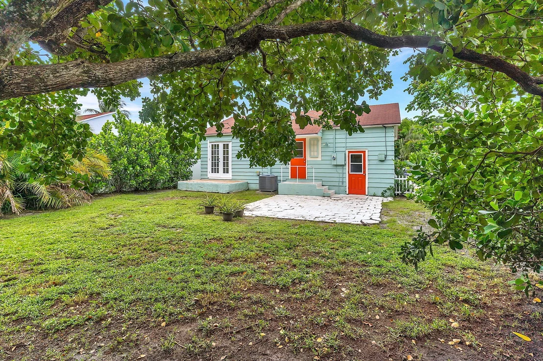 Photo of 815 Lytle Street