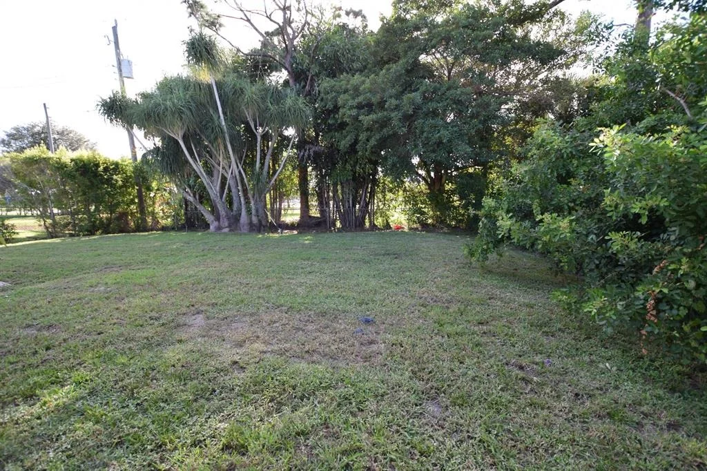 Photo of 5588 SE Avalon Drive