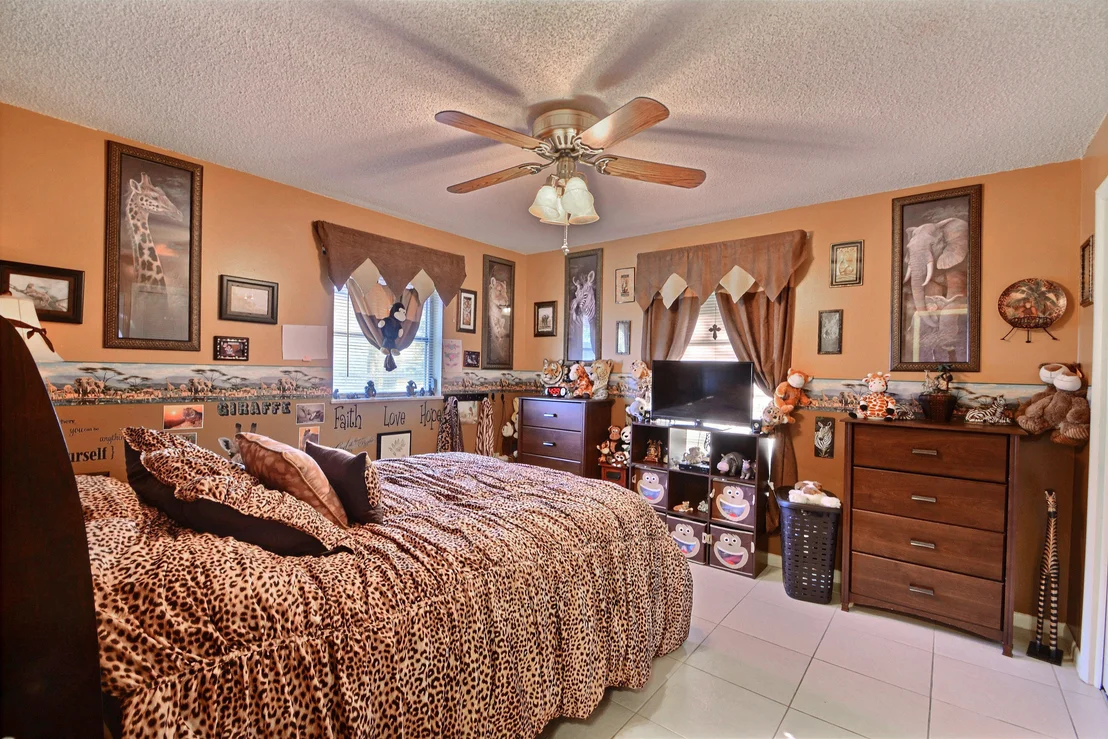 Photo of 6000 Birch Drive