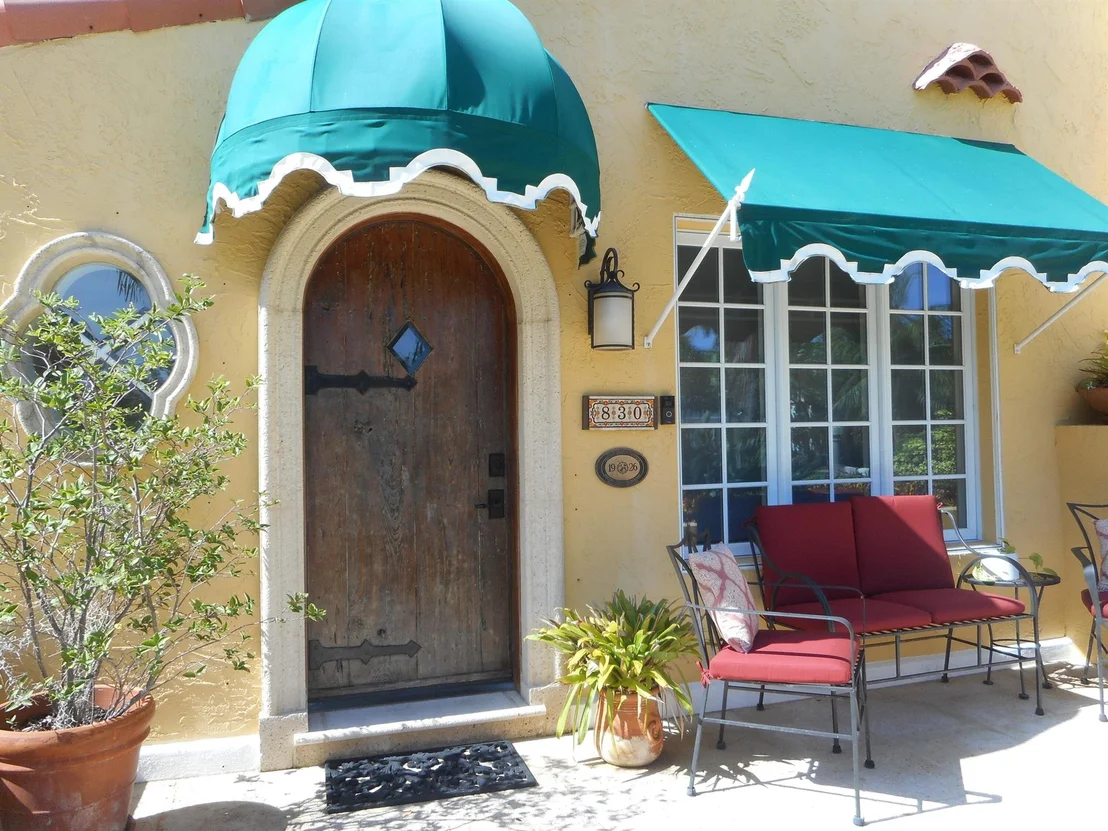 Photo of 830 Biscayne Drive