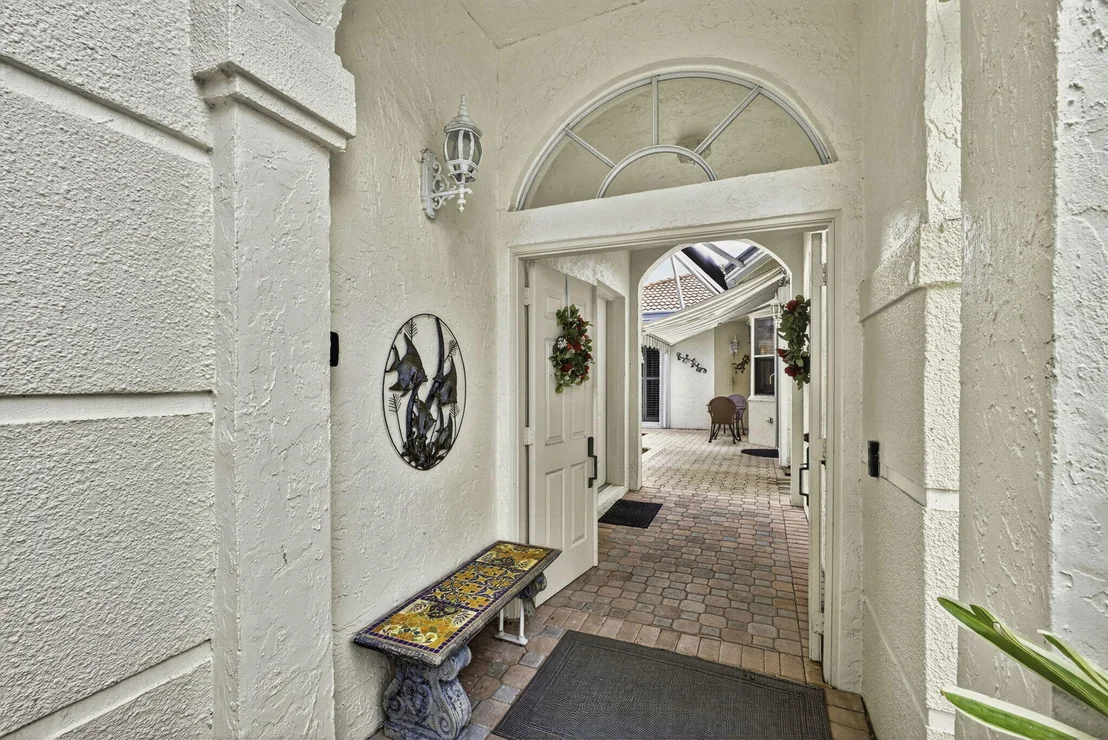 Photo of 2085 Chagall Circle